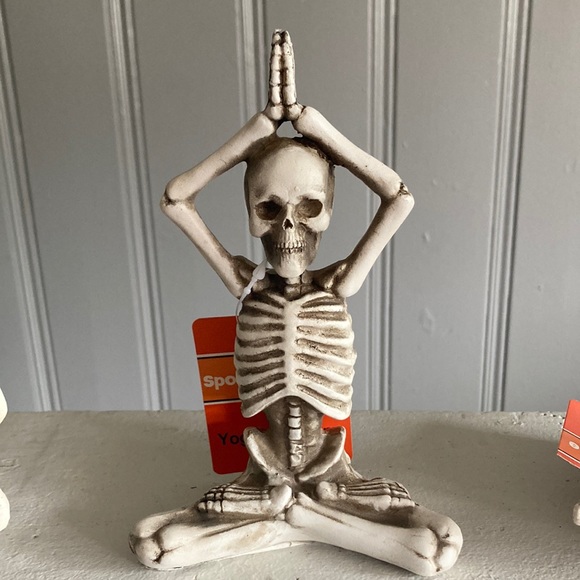 NWT Set of 3 Large Yoga Pose Skeleton Statues Decorations Set 🧘‍♀️🧘🧘‍♂️ - Picture 16 of 17